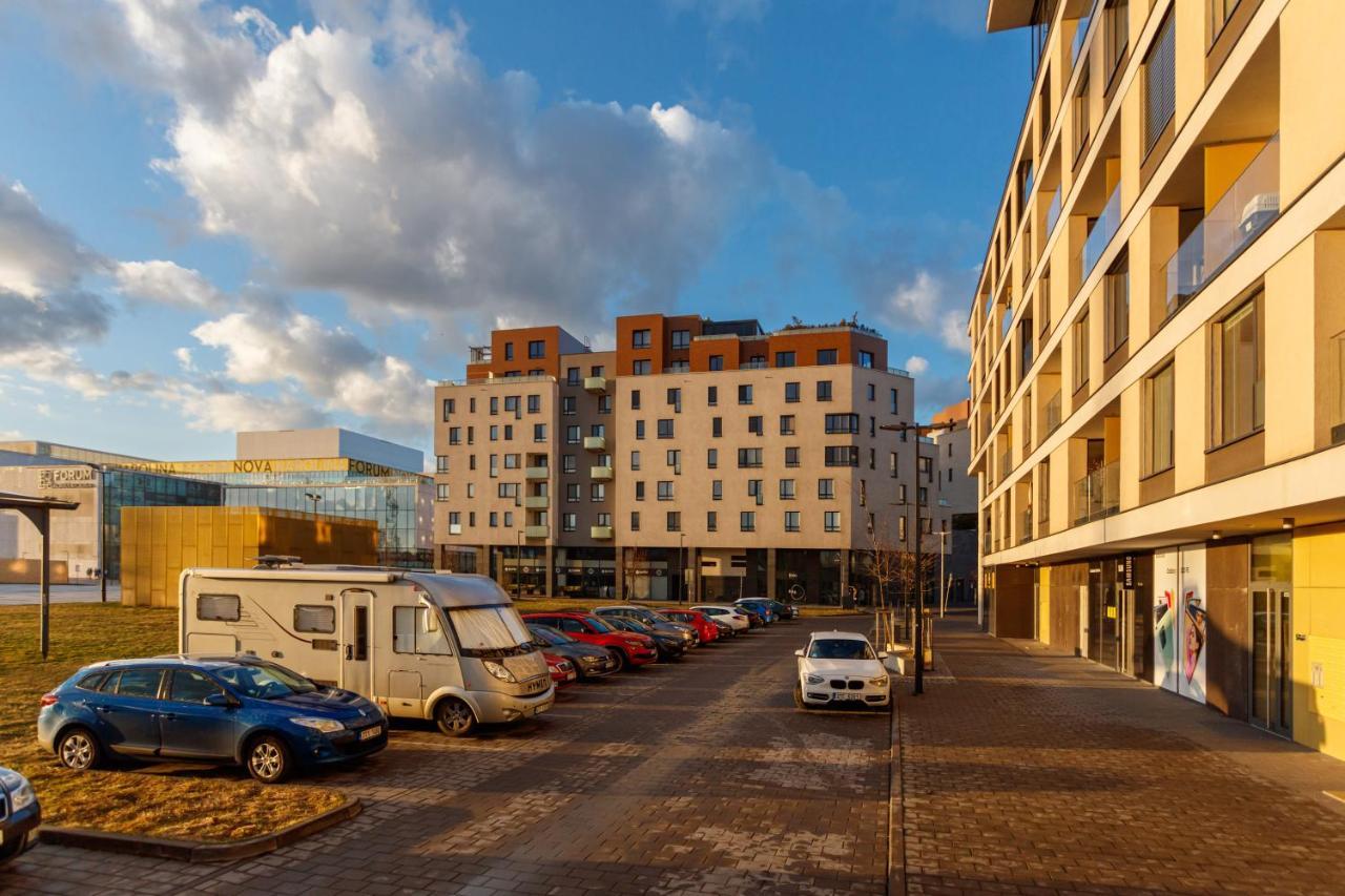 Golden Apartments Rezidence Nova Karolina Ii. Ostrava Bagian luar foto